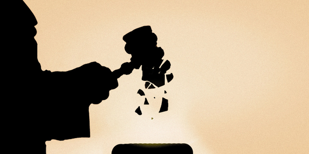 Illustration for article titled Don't Forget These Tips When Selecting A Lawyer
